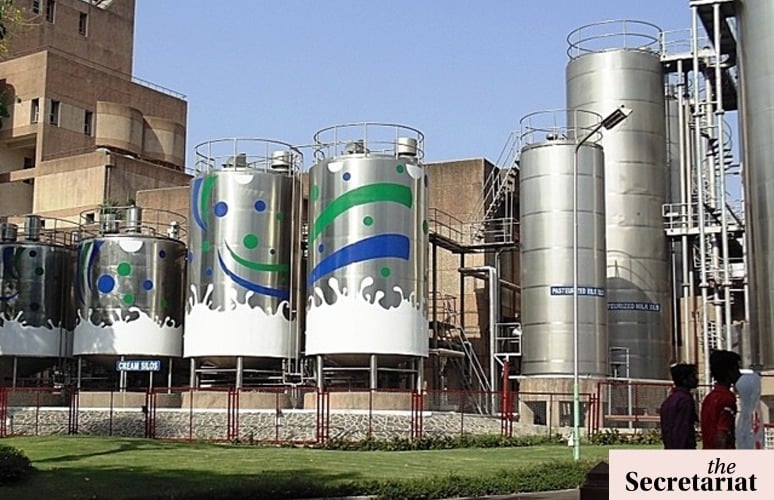 Milking Success: Gujarat’s Dairy Cooperatives Churn Out Rs 1 Lakh Crore Turnover