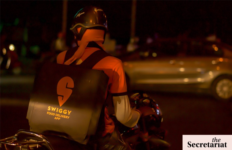 India’s Werewolf Shopping Spree: Online Sales Surge On Night Bingeing